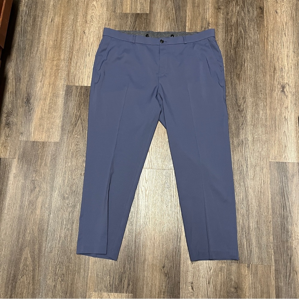 Saks Fifth Avenue Men's Dress Pants Blue Polyester Size 40x32 Pleated Trousers